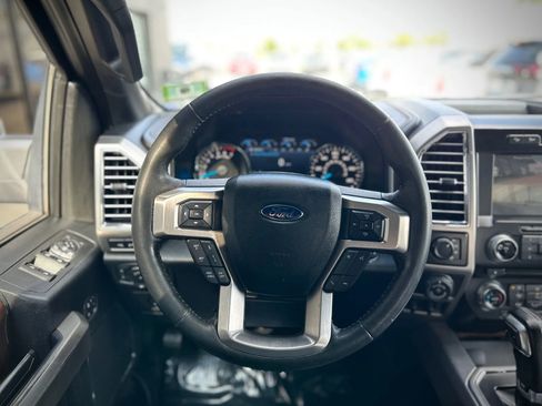 Used 2016 Ford F150 Platinum w/ Equipment Group 701A Luxury image 17