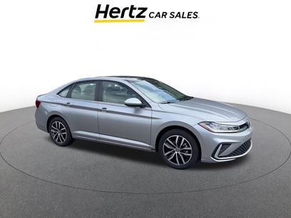 Used 2025 Volkswagen Jetta SE