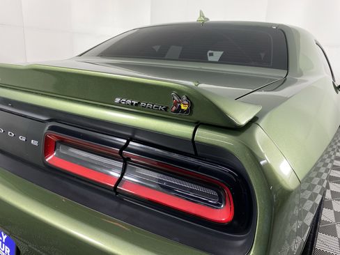 Used 2022 Dodge Challenger R/T Scat Pack image 8