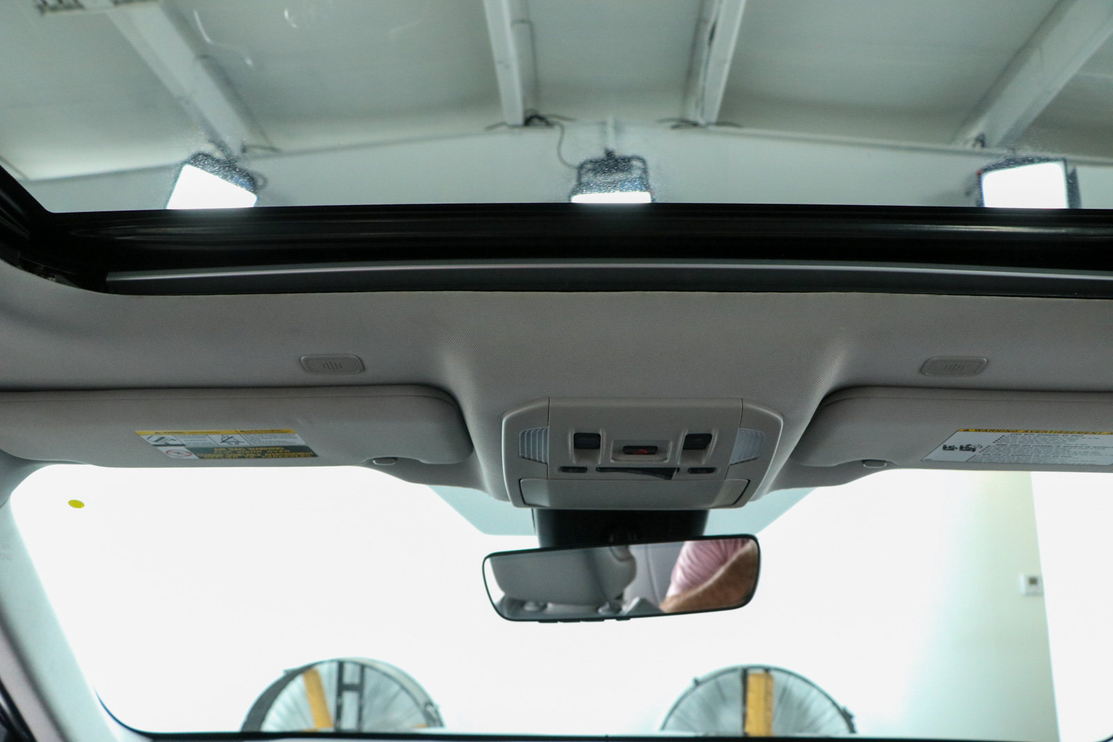 Used 2024 Toyota Highlander XLE FWD image 21