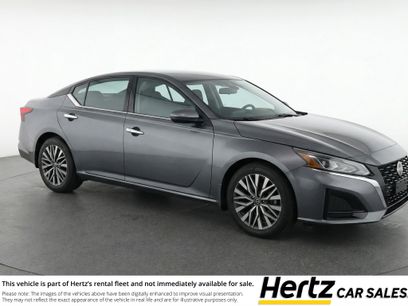 Used 2025 Nissan Altima 2.5 SV
