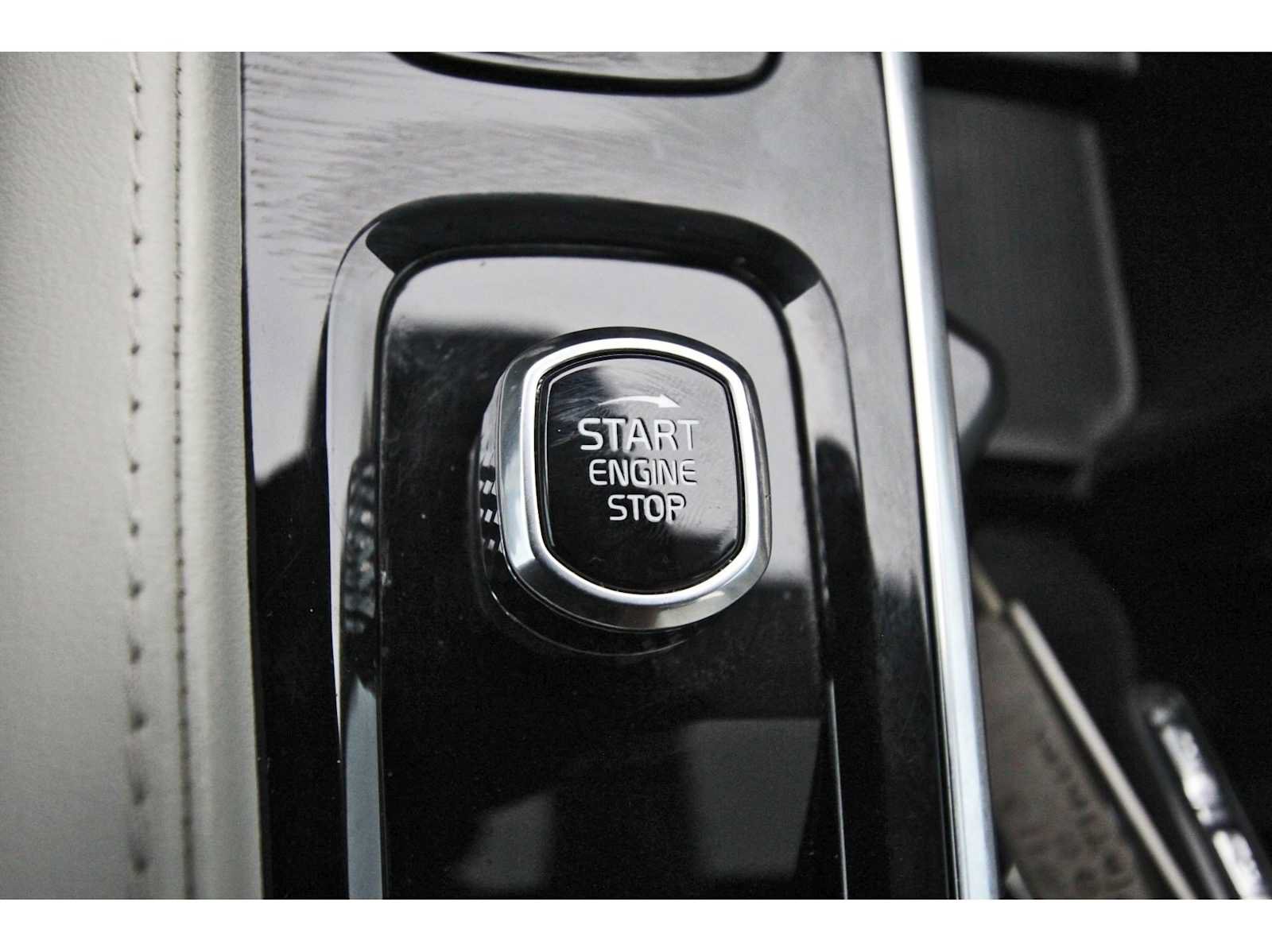 Used 2023 Volvo XC90 B6 Plus w/ Protection Package Premier AWD/4WD image 26