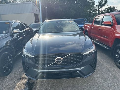 Used 2024 Volvo XC60 B5 Ultimate w/ Protection Package Premier AWD/4WD image 2