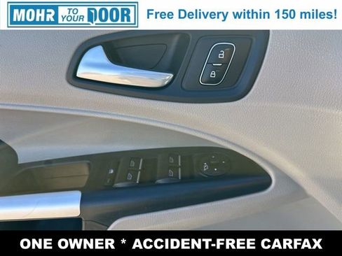 Used 2020 Ford Transit Connect XLT image 23