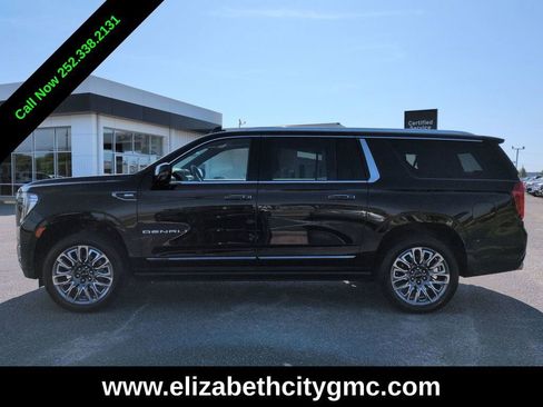 Used 2024 GMC Yukon XL Denali Ultimate AWD/4WD image 7