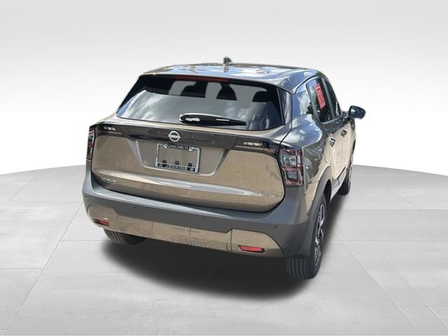 Used 2025 Nissan Kicks SV FWD image 5
