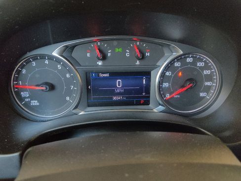 Used 2022 GMC Terrain SLE image 23