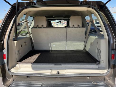Used 2016 Lincoln Navigator L Select AWD/4WD image 12