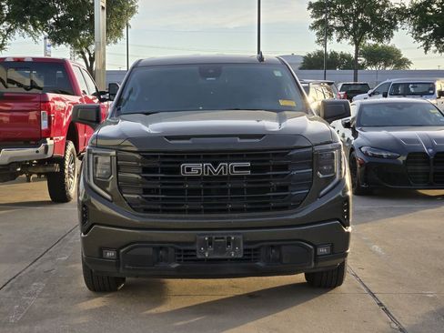 Used 2023 GMC Sierra 1500 Elevation RWD image 2