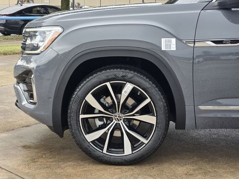 New 2026 Volkswagen Atlas SEL Premium R-Line image 5