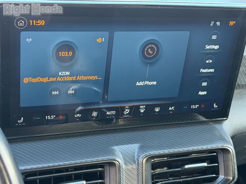 Used 2024 Ford Mustang Convertible image 25