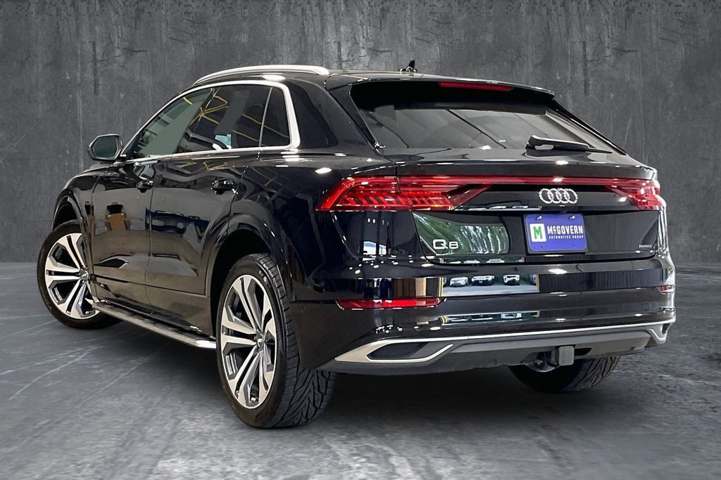 Used 2019 Audi Q8 Prestige w/ Luxury Package AWD/4WD image 4