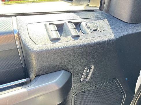 Used 2019 Ford F150 XLT w/ Equipment Group 302A Luxury image 18