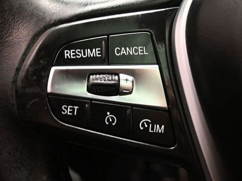 Used 2020 BMW 330i Sedan w/ Convenience Package RWD image 28