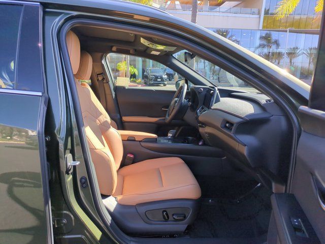 Used 2026 Lexus UX 300h AWD w/ Accessory Package (2T) image 28