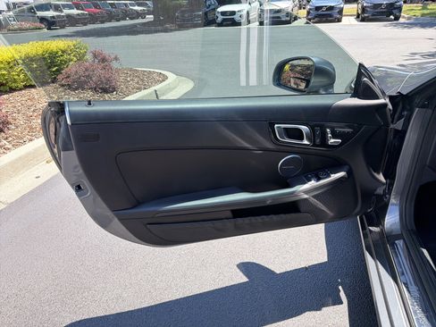 Used 2017 Mercedes-Benz SLC 300 image 14