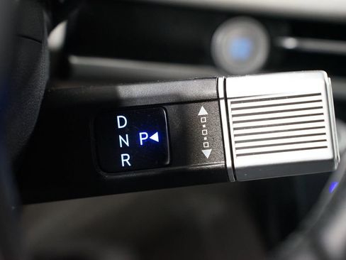 Used 2025 Hyundai Tucson Limited image 18