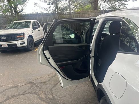 Used 2024 Ford Escape Active AWD/4WD image 15