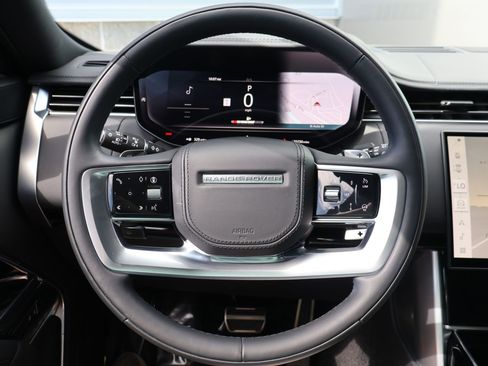 Used 2024 Land Rover Range Rover SE AWD/4WD image 15