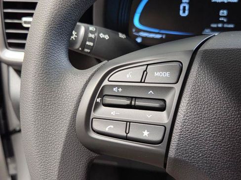 New 2026 Hyundai Venue SE FWD image 21