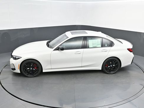 New 2026 BMW 330i Sedan w/ M Sport Package RWD image 35