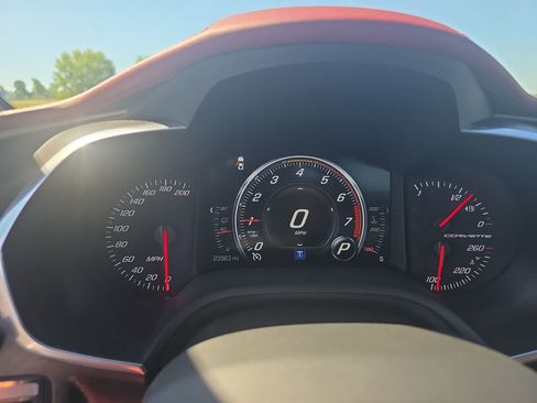 Used 2019 Chevrolet Corvette Grand Sport RWD image 17