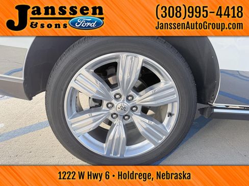 Used 2023 Ford Expedition King Ranch AWD/4WD image 35