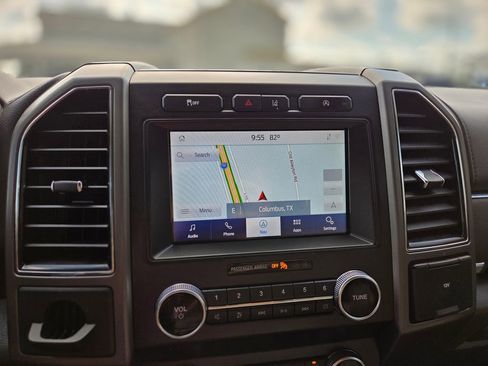 Used 2021 Ford Expedition XLT RWD image 24