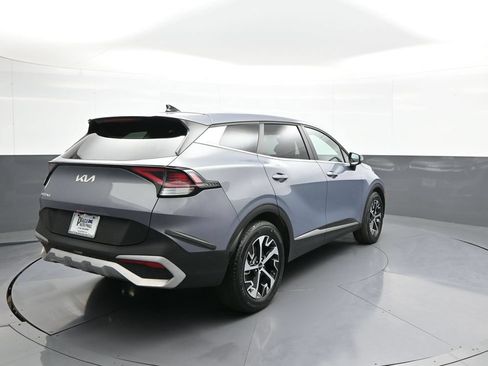 Certified 2024 Kia Sportage EX FWD image 6