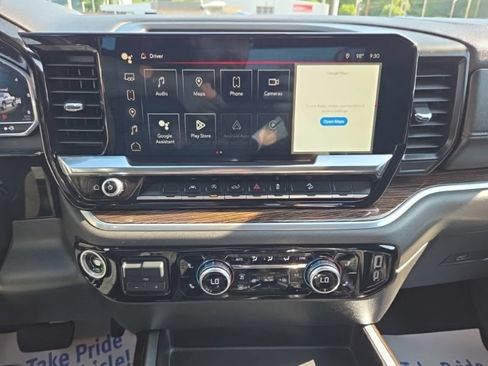 Used 2022 GMC Sierra 1500 Elevation AWD/4WD image 34