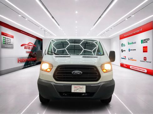 Used 2018 Ford Transit 250 148 Low Roof RWD image 3