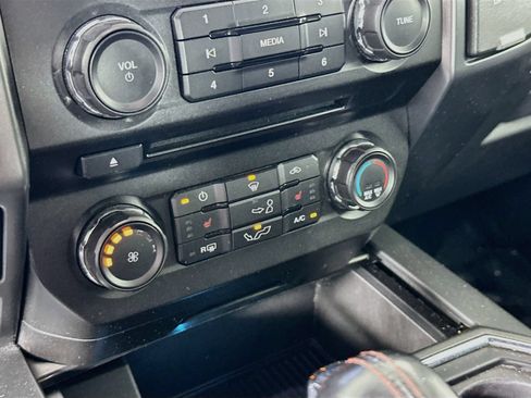Used 2018 Ford F150 XLT w/ Equipment Group 302A Luxury AWD/4WD image 17
