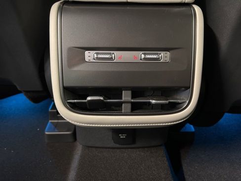 New 2026 Lincoln Nautilus Premier w/ Equipment Group 102A image 32