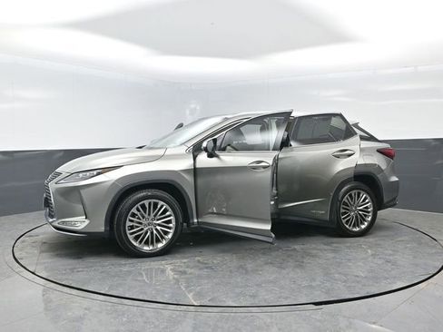 Used 2021 Lexus RX 450h AWD w/ Luxury Package image 31