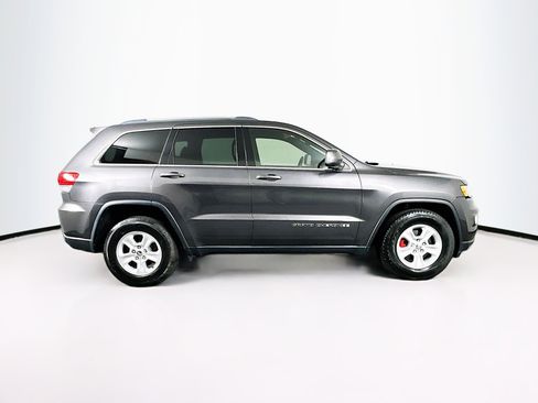 Used 2017 Jeep Grand Cherokee Laredo w/ Quick Order Package 23E AWD/4WD image 10