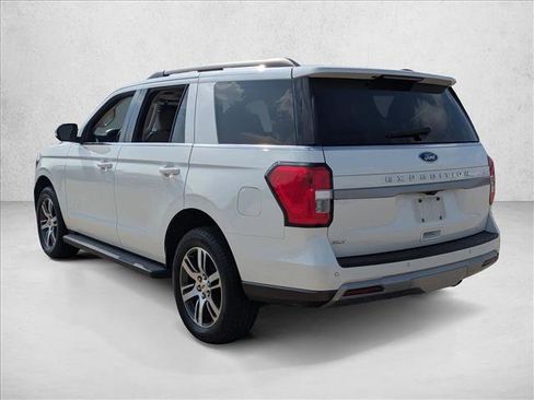 Used 2024 Ford Expedition XLT image 7