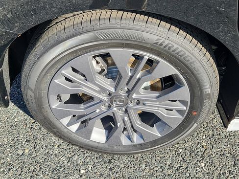 New 2026 Honda Odyssey Touring image 5