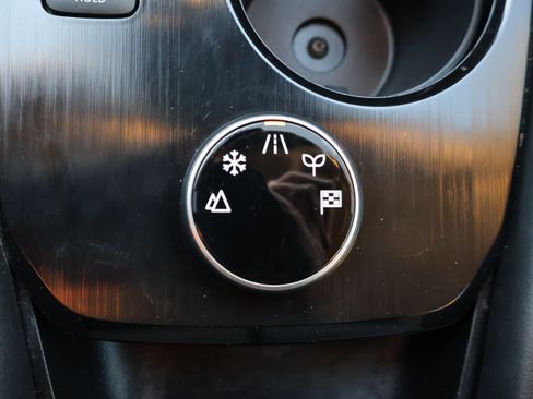 Used 2022 Nissan Rogue SL image 33