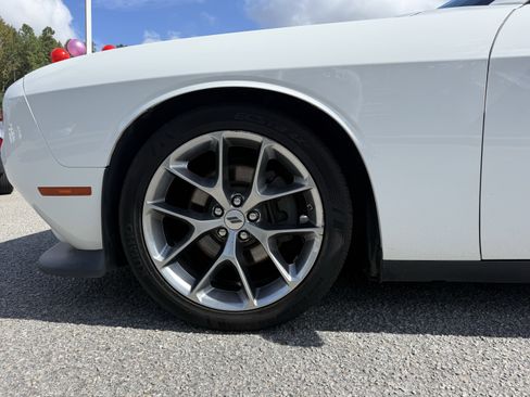 Used 2022 Dodge Challenger GT image 25