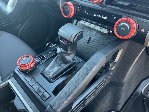 Used 2024 Toyota Tacoma TRD Off-Road AWD/4WD image 16