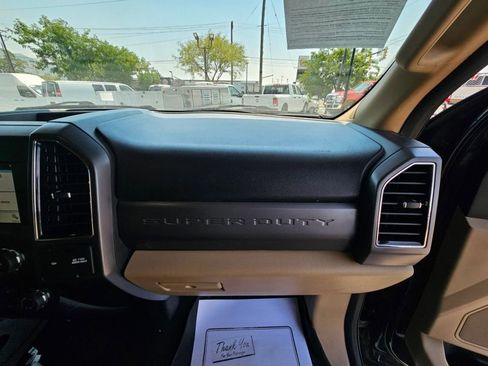 Used 2019 Ford F550 2WD Regular Cab Super Duty w/ XLT Value Package image 57