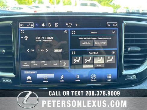 Used 2023 Chrysler Pacifica Touring-L FWD image 15