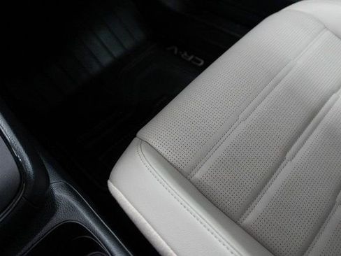 Certified 2025 Honda CR-V EX-L image 29