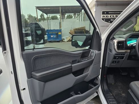 Used 2023 Ford F150 Lightning XLT image 14