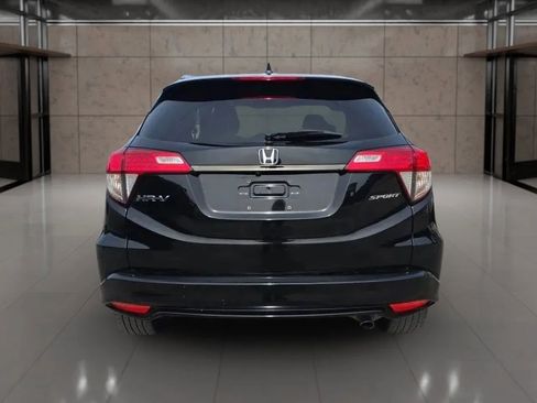 Used 2022 Honda HR-V Sport image 8