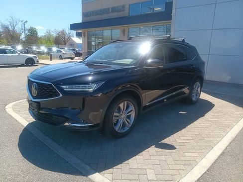 Used 2023 Acura MDX SH-AWD image 2