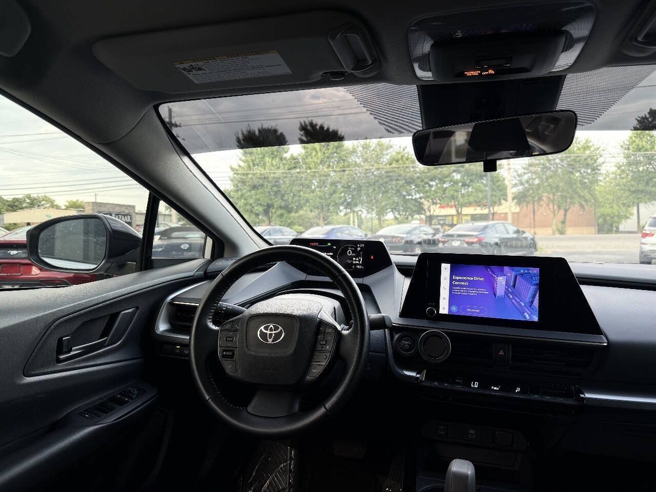Used 2024 Toyota Prius LE FWD image 16