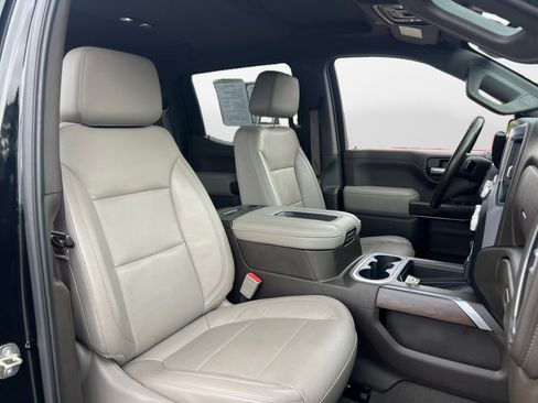 Used 2019 GMC Sierra 1500 SLT w/ SLT Premium Plus Package AWD/4WD image 9