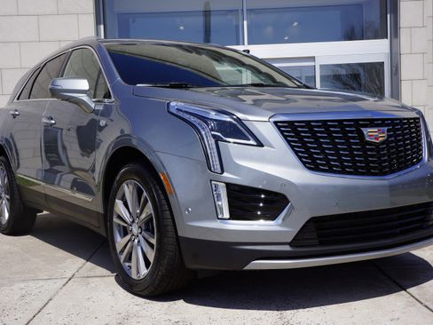 New 2025 Cadillac XT5 Premium Luxury w/ Technology Package image 2