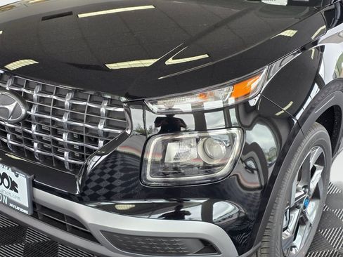 New 2026 Hyundai Venue SEL FWD image 10